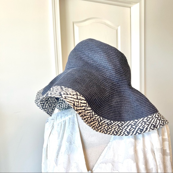 Floppy Navy Blue Paper Straw Sun Hat From Target - Picture 1 of 11